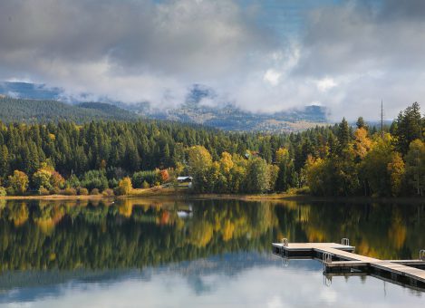 Your Guide to a Fall Getaway in Clearwater & Wells Gray | DutchLakeFall web