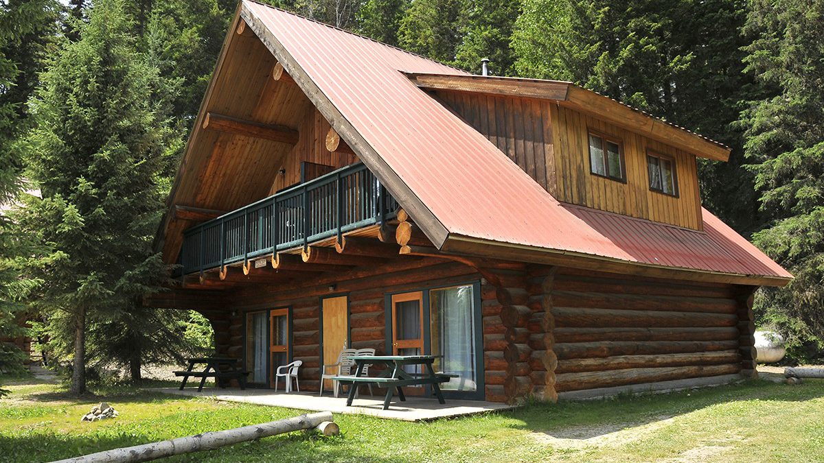 cabin at Helmcken Falls Lodge