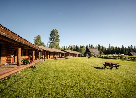Service Directory | wells gray guest ranch